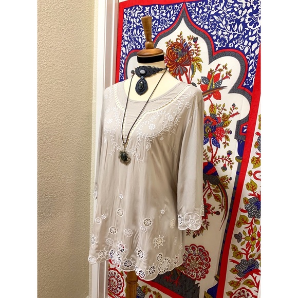 🌈 Amazing boho embroidered top - Picture 3 of 11